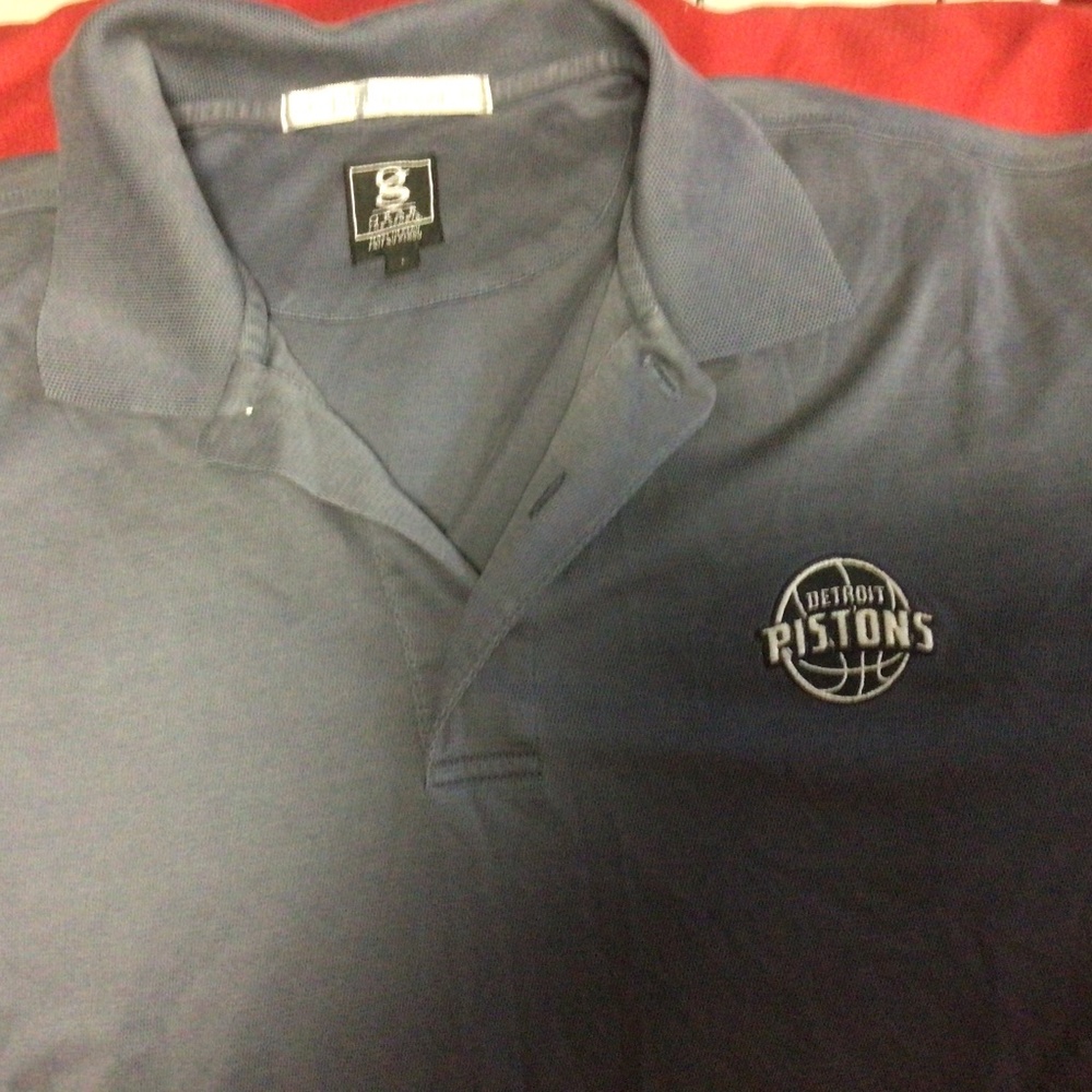 NBA Detroit PISTONS shirt